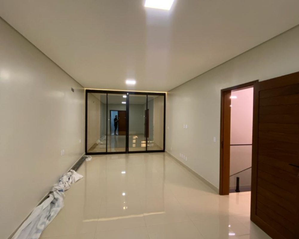 WhatsApp Image 2024-04-05 at 10.32.23 (18)