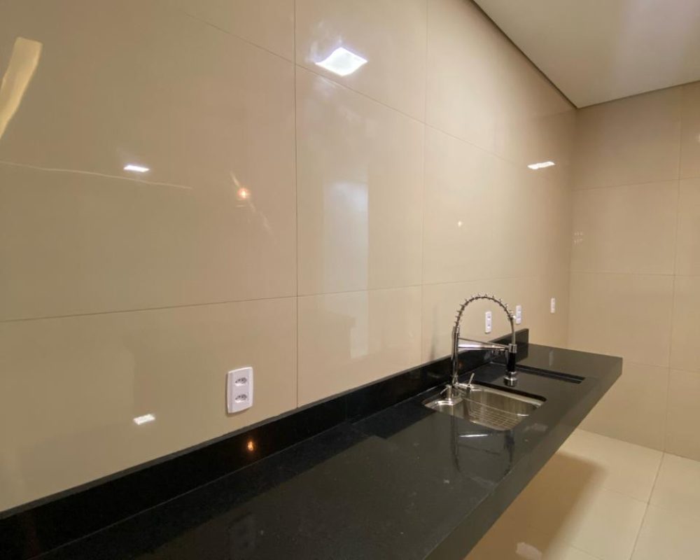 WhatsApp Image 2024-04-05 at 10.32.23 (9)