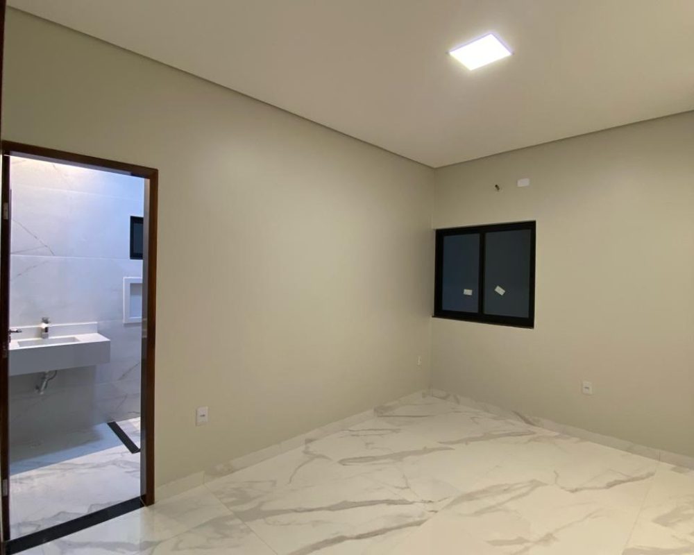 WhatsApp Image 2024-04-05 at 10.37.35 (10)