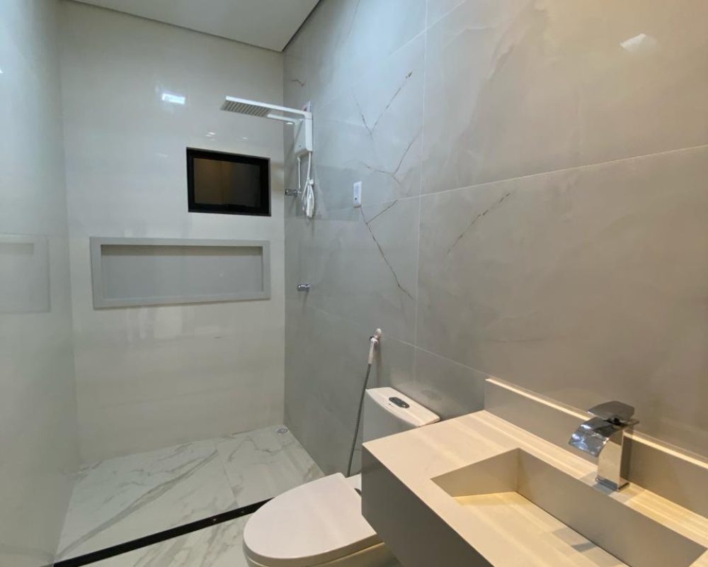 WhatsApp Image 2024-04-05 at 10.37.35 (9)