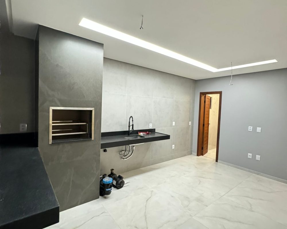 WhatsApp Image 2024-04-12 at 19.53.25